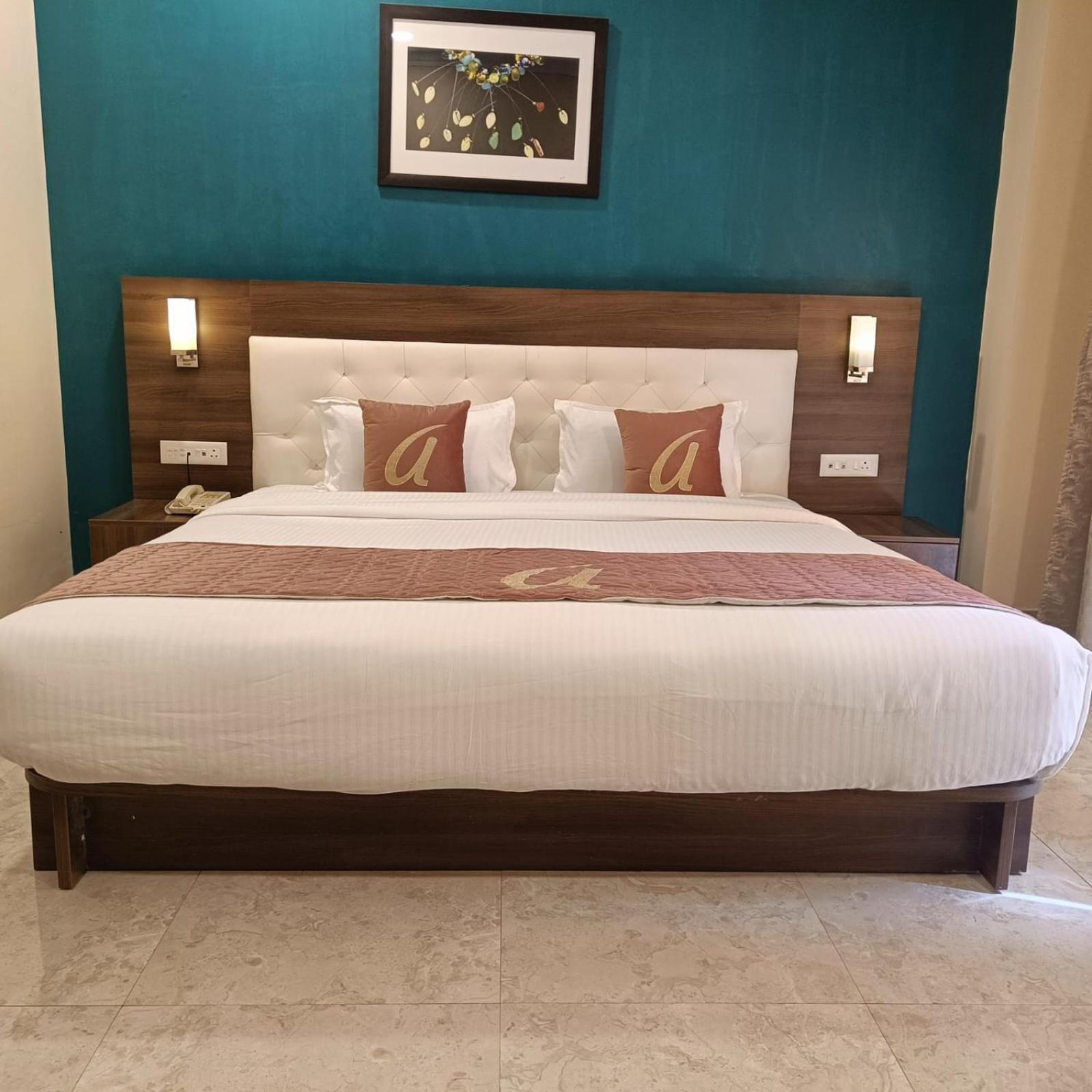 Astra Hotels & Suites Whitefield Near To Nallurahalli Metro Station And Ktpo Bangalore Exterior foto